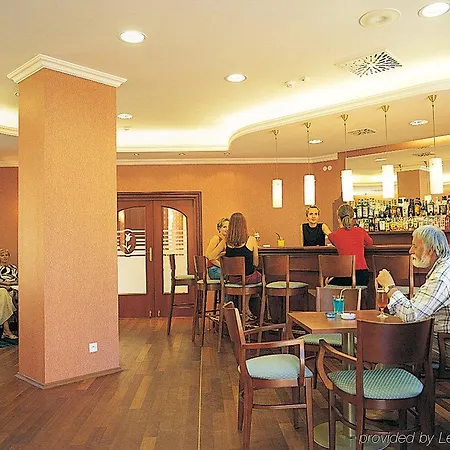 Ξενοδοχείο Lival